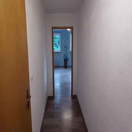 Lakeside Family Escape, Cleaning Included